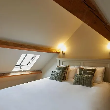 4 Bed In Oc-a29734 * Egton